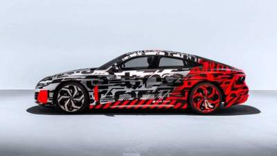 Audi впервые показала спортивный электромобиль