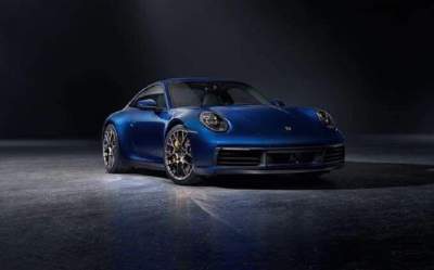Porsche показал обновленную модель 911
